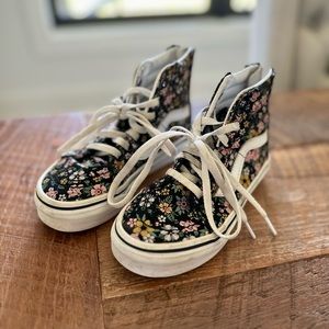 Vans Sk-8 Hi Zip in floral